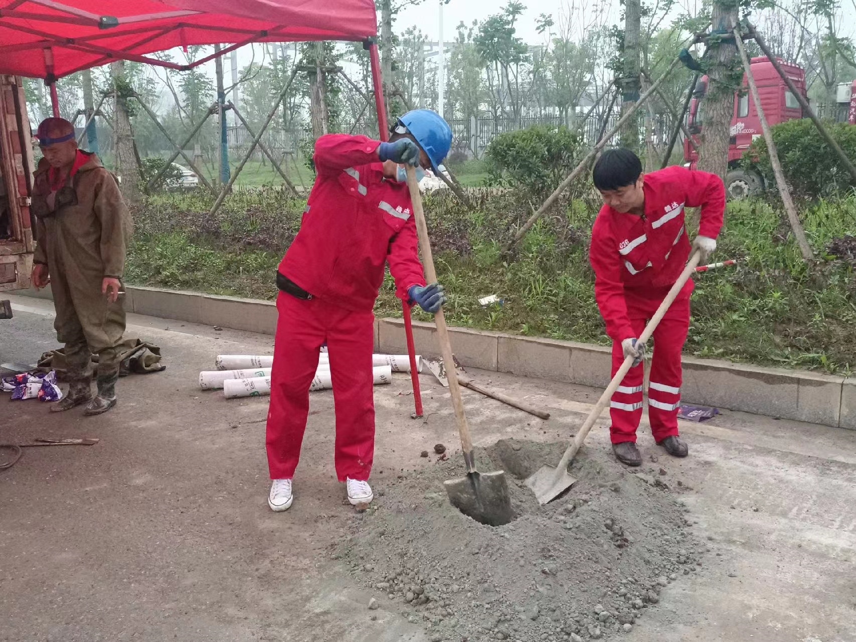张金镇管道疏通哪家好】及时进行市政管道清淤